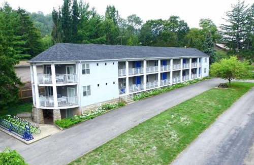 Queenston Hotel | The Kent Motel