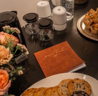 Queenston Hotel | The Kent Motel
