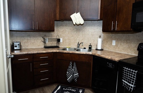 Executive Park Apartment | The Key To Comfort