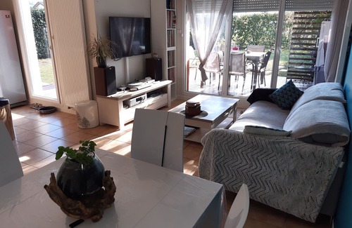 Allonzier-la-Caille Apartment | The kingdom of RUBY the gentle cat.