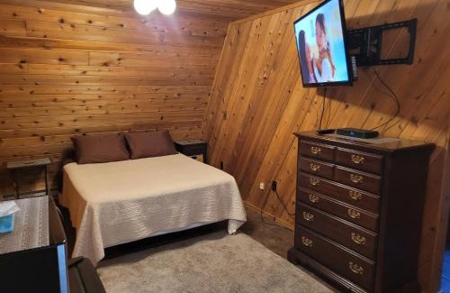 Frankfort House | The Koal-mine-inn - Great Location & Ac!