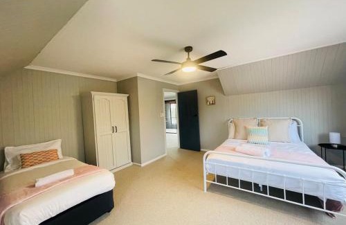 Moss Vale House | The Kookaburra house in Moss Vale 5Br Pet friendly