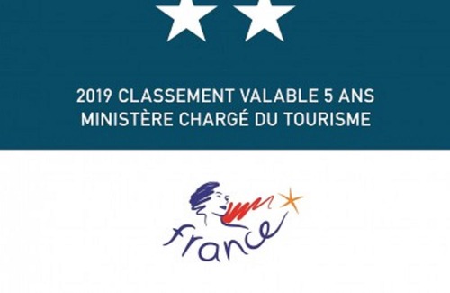 Saint-Germain-de-Lusignan Ski Chalet | The Logis de la Seugne Platine **