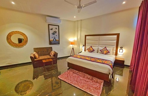 Bhimtal House | The Lake Hill Hotel, Bhimtal