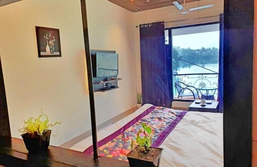 Bhimtal House | The Lake Hill Hotel, Bhimtal