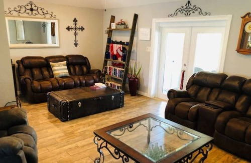 Azle House | The Lake House - Pappaw’s Place