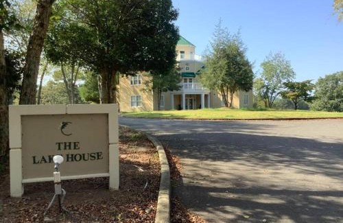 Joppa House | The Lake House on Cherokee Ridge Golf Course