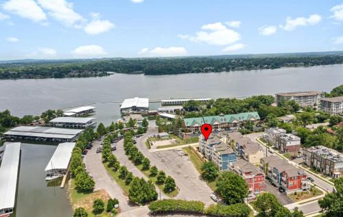 Old Hickory House | The Lakeside Landing