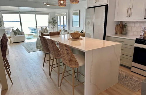 Clear Lake House | The Lakeview w/the BEST location & views! Newly remodeled Lakefront home! 🌴