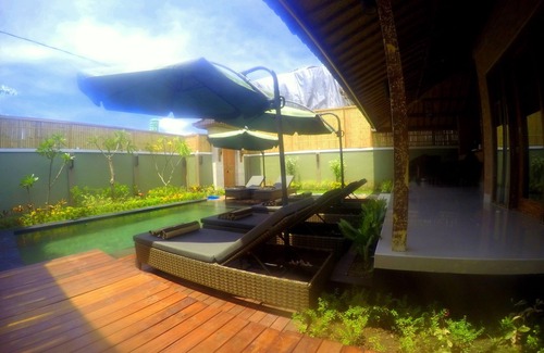 Gili Trawangan Villa | THE LAKSHMI THREE BEDROOM VILLA