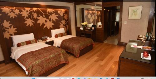 Brein Hotel | The LaLit Grand Palace Srinagar