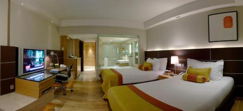 Barakhamba Hotel | The LaLiT New Delhi