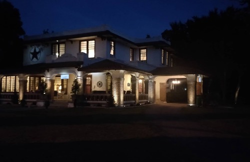Gainesville Bed & Breakfast | The Lancaster Manor B&B