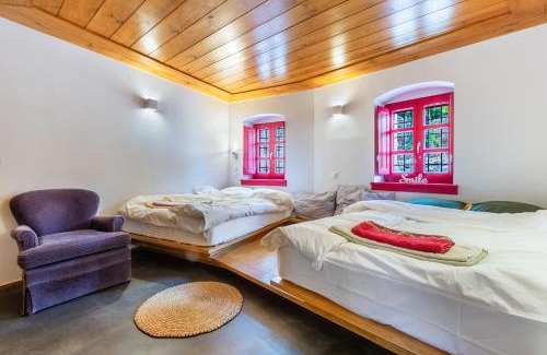 Vitsa Apartment | The Land Beyond