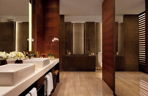 Huaihai Road Commercial Area Hotel | The Langham, Shanghai, Xintiandi