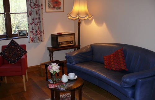 Hay-on-Wye Bed & Breakfast | The Larches Ledbury Bed and Breakfast