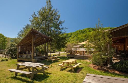 Ferguson House | The Last Resort by Leatherwood Mountains Resort