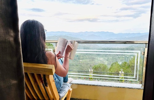 Almora Villa | The Laylah - A Luxury villa in Binsar near Kasar Devi temple.