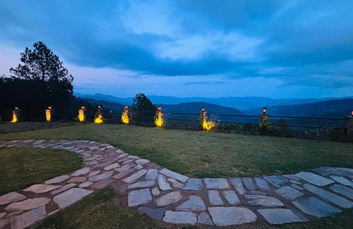 Almora Villa | The Laylah - A Luxury villa in Binsar near Kasar Devi temple.