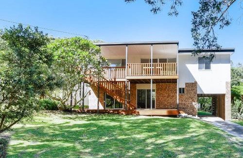 Seal Rocks House | The Lazy Seal