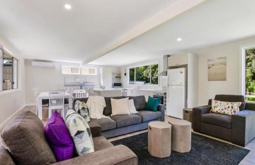 Seal Rocks House | The Lazy Seal