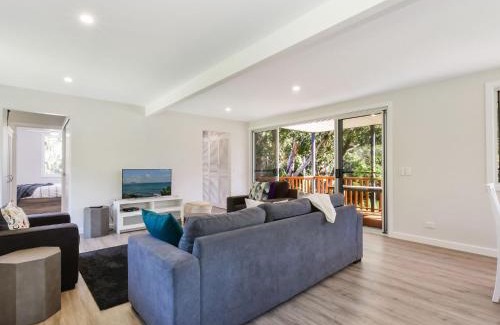 Seal Rocks House | The Lazy Seal