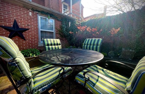 Lancaster House | THE LEMON TREE - DOWNTOWN HISTORIC LANCASTER