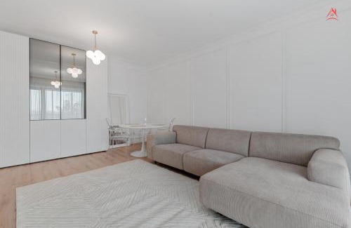 Sector 1 Apartment | The Light Home