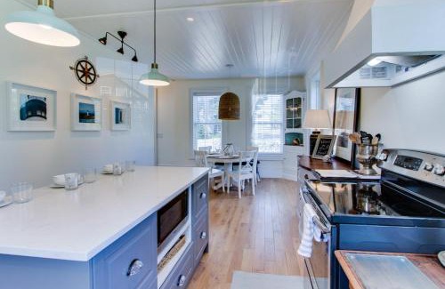 Agate Beach House | The Lighthouse at Starfish Cove