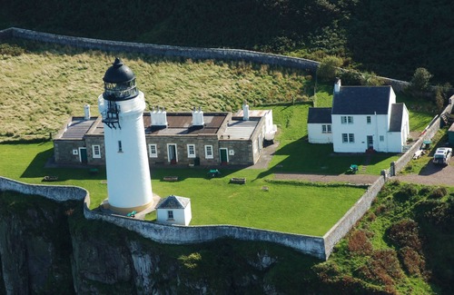 Campbeltown House | The Lighthouse Cottage - unique, spacious house with stunning seaviews