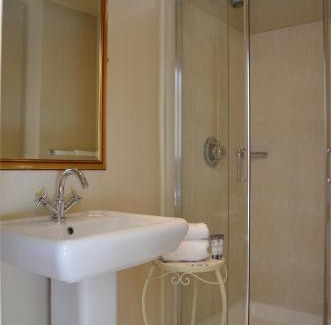 Listowel Hotel | The Listowel Arms Hotel