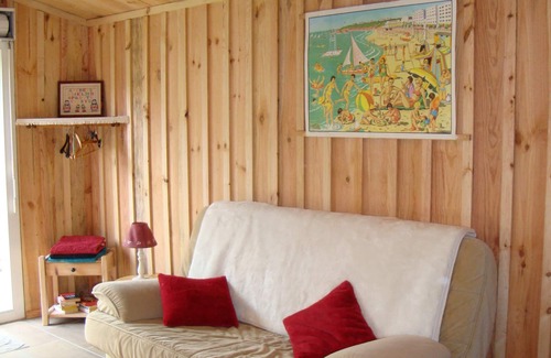 Le Porge Apartment | The little chalet under the mimosas