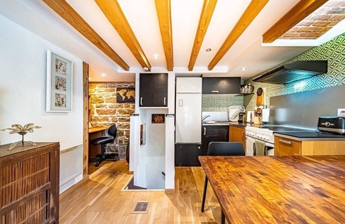 Puvis De Chavannes - Le Lycee Apartment | The Little Crequi - Unique apartment 2 people - Foch
