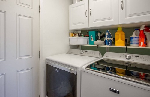 Amarillo House | The Little House - Eclectic, Quiet, Pet Friendly Home