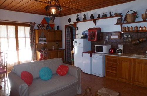 Tsagarada Cottage | The little house in the forest for 6 people with Internet and breathtaking view