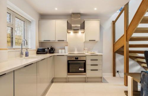 Oxwich House | The Little House in Oxwich