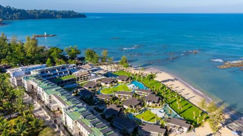 Khuekkhak Hotel | The Little Shore Khao Lak by Katathani