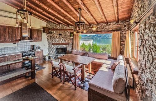 Kastoria Apartment | The Little Stone House by the Lake
