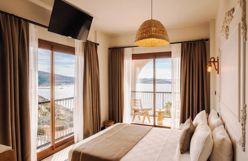 Cesme Hotel | The Local House Ayasaranda