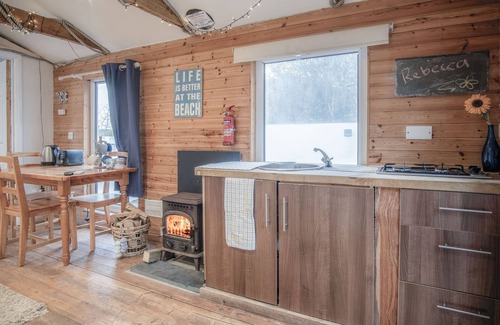 Castlemartin Apartment | The Lodge - 1 Bedroom - Freshwest Beach Retreat