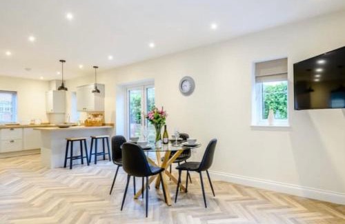 Coltishall House | The Lodge