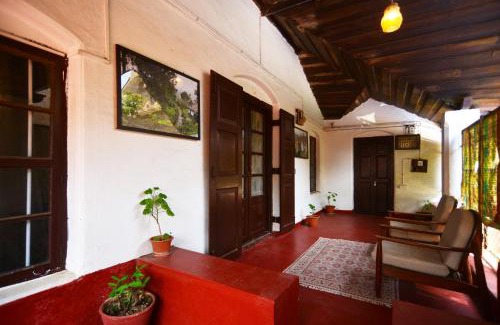 Stuart Hill Bed & Breakfast | The Lodge, Madikeri