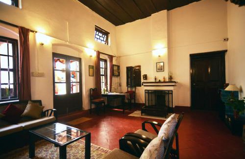 Stuart Hill Bed & Breakfast | The Lodge, Madikeri