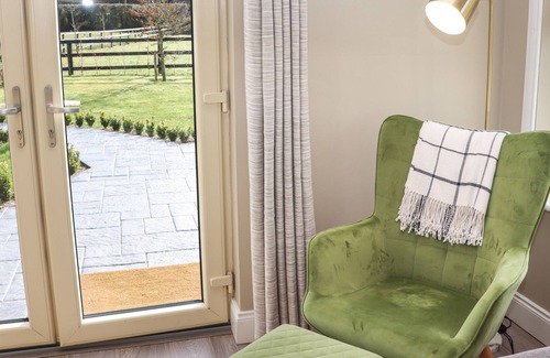South Tipperary Cabin | THE LODGE, pet friendly in Ballingarry, County Tipperary