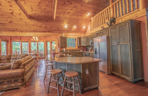 Dandridge Cabin | The Lodge