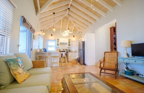 Tropaco Point Apartment | The Loft at Cliffside Retreat