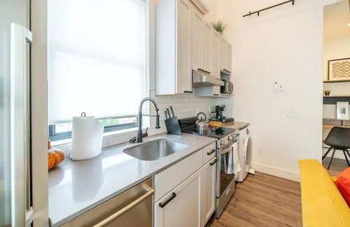 Olde Towne East Apartment | The Loft Columbus Center 3