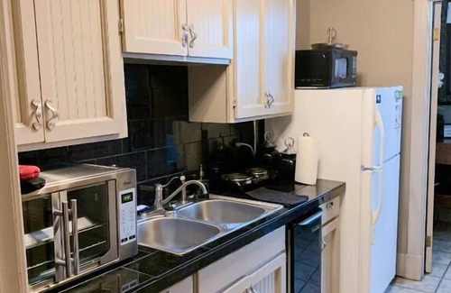 Magnolia House | The Loft on the Square Guest Suites