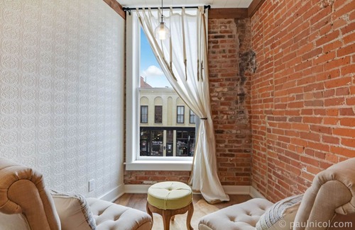 Galena House | The Loft Suite Sleeps 10! Located overlooking Main Street in downtown Galena, IL