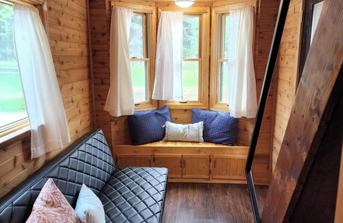 Lyons Resort | The Log Cabin - Rustic Cabin Tiny House for a Weekend Getaway